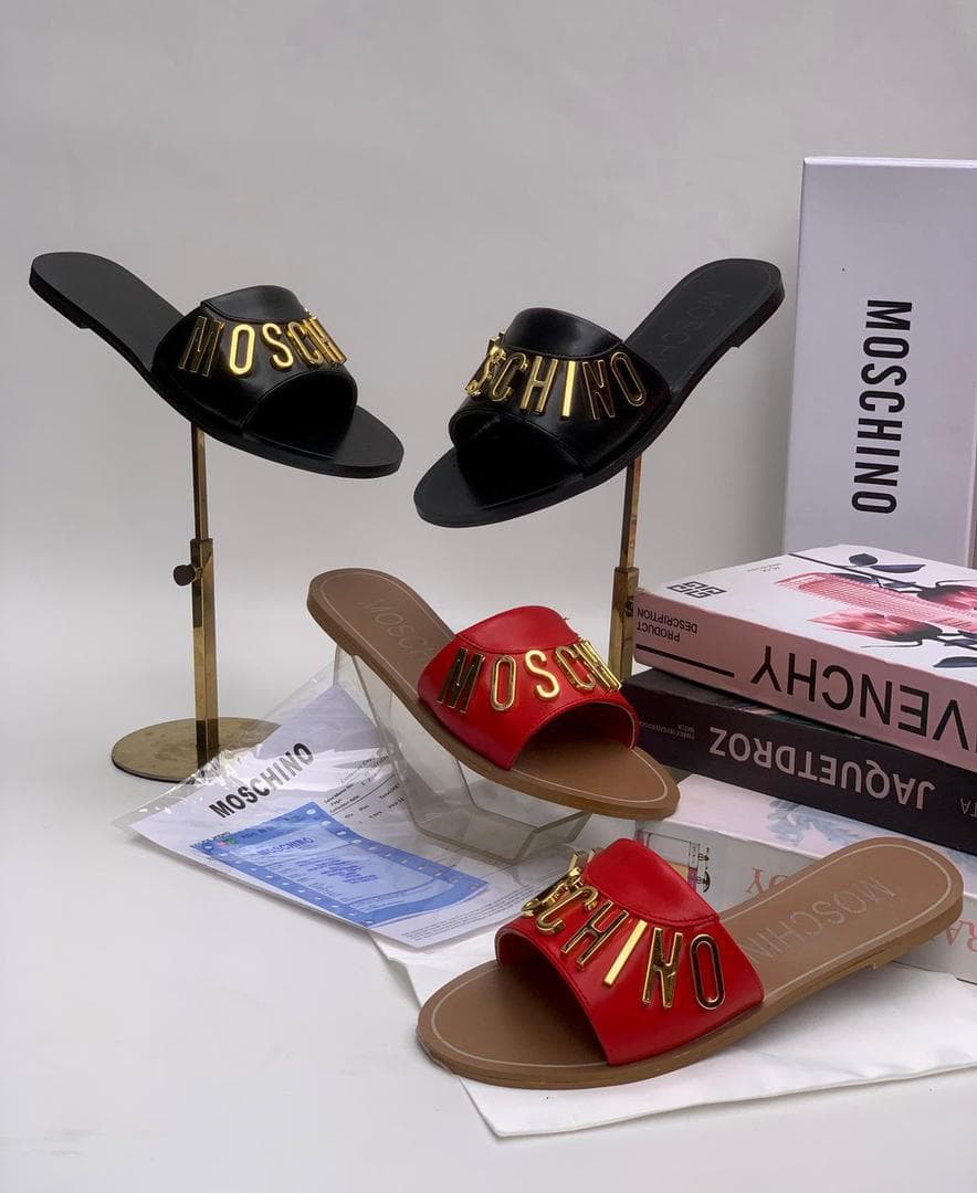MOSCHINO